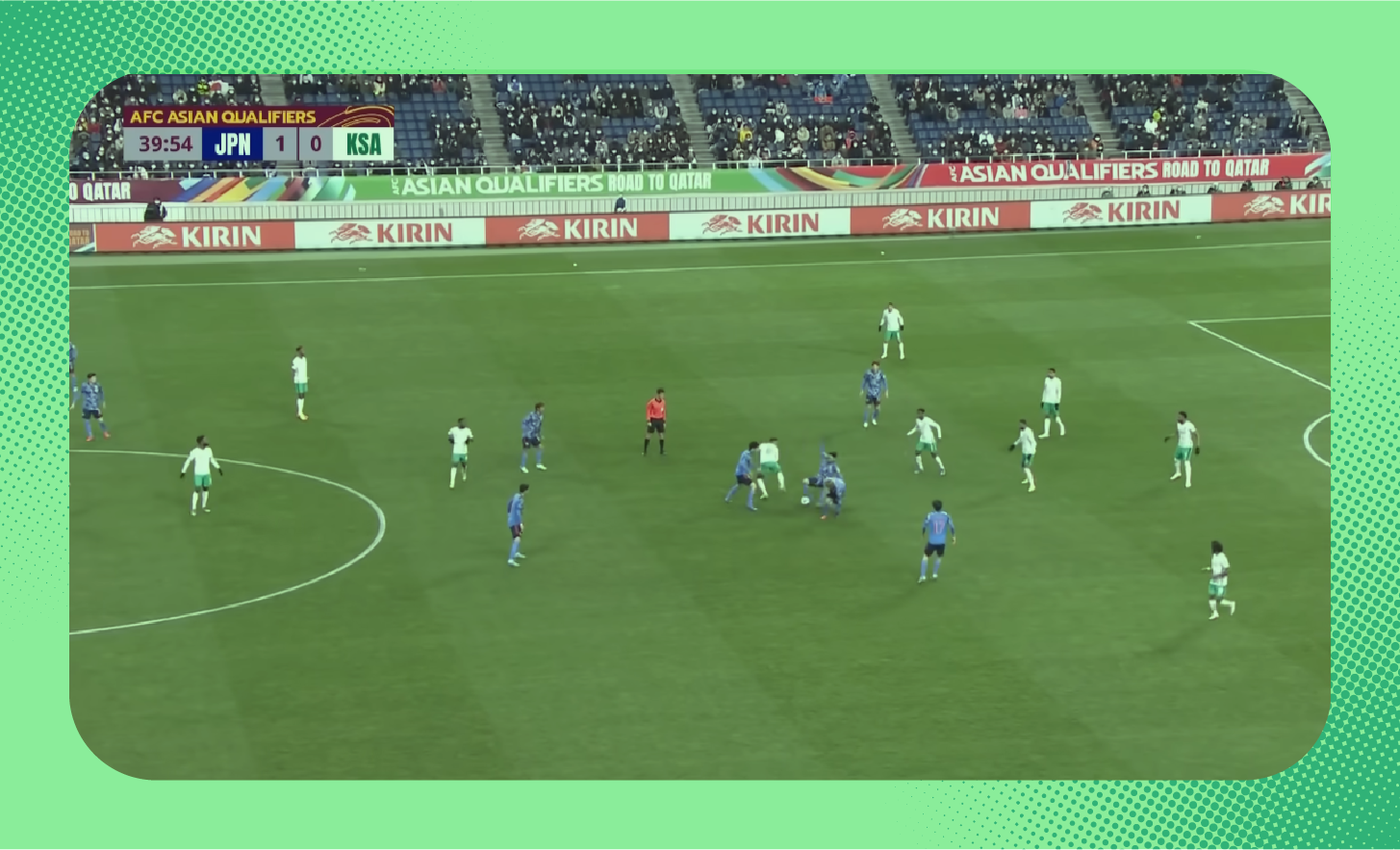 وصف الصورة: استطاع لاعبو اليابان الحصول على الكرة مع غياب اللاعب القادر على التمركز بشكل صحيح والتصرف بطريقة أفضل بعد قراءة اللعب