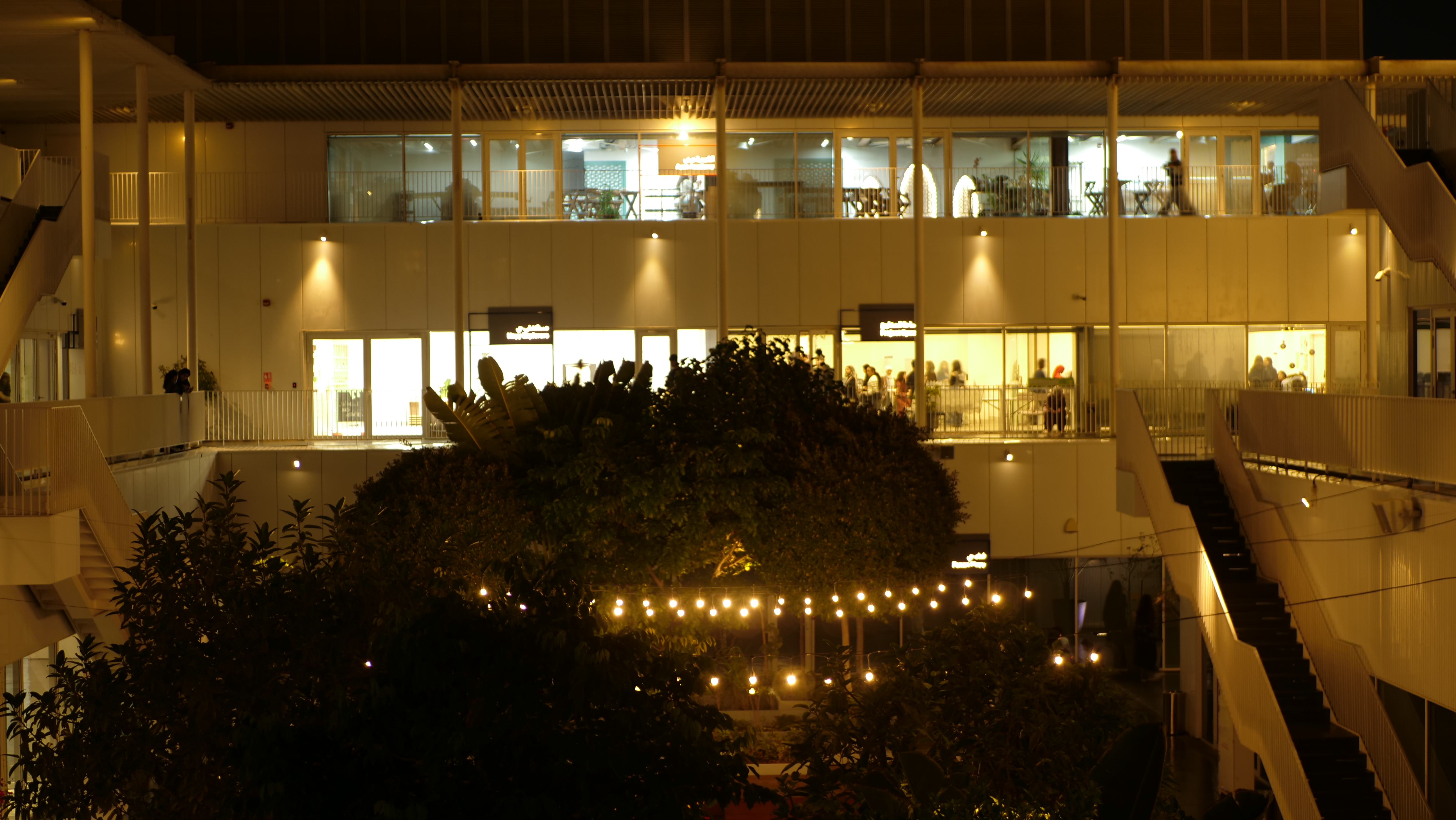 حي جميل من الأعلى