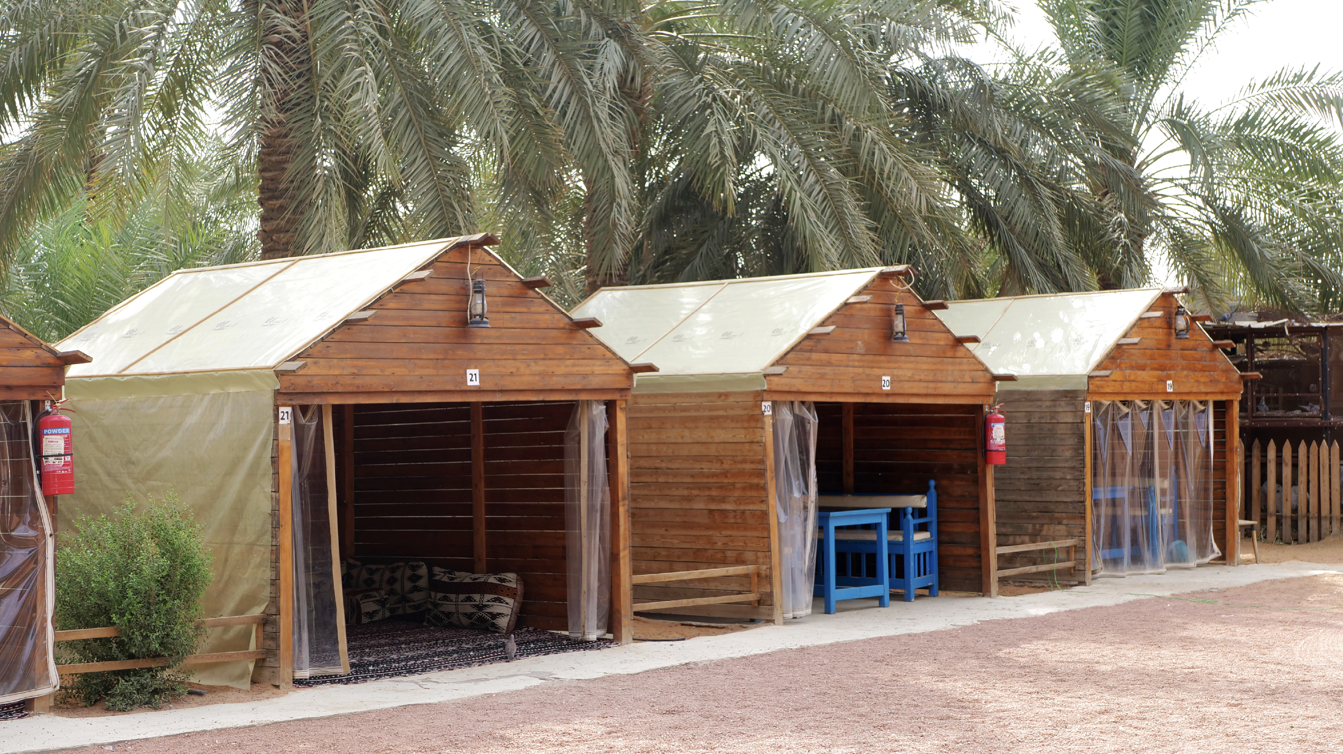 جلسات الأكواخ