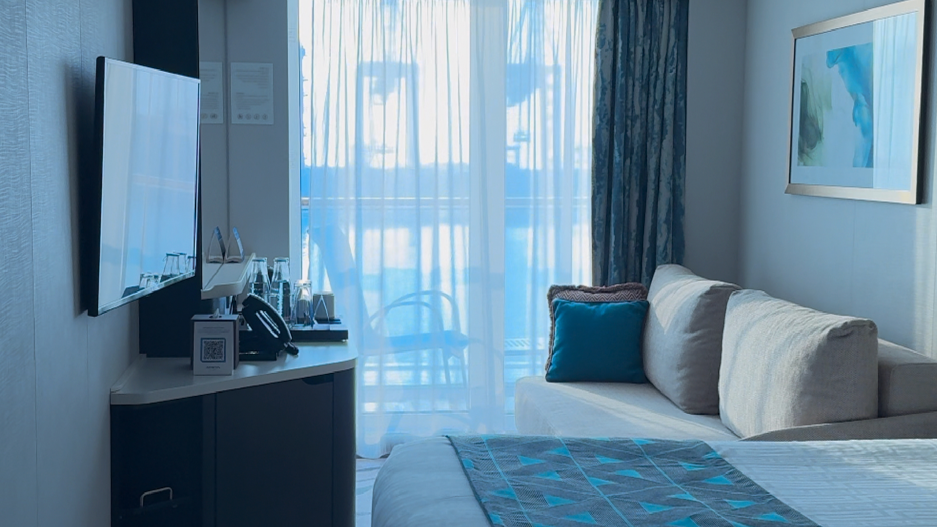 الكبينة بشرفة