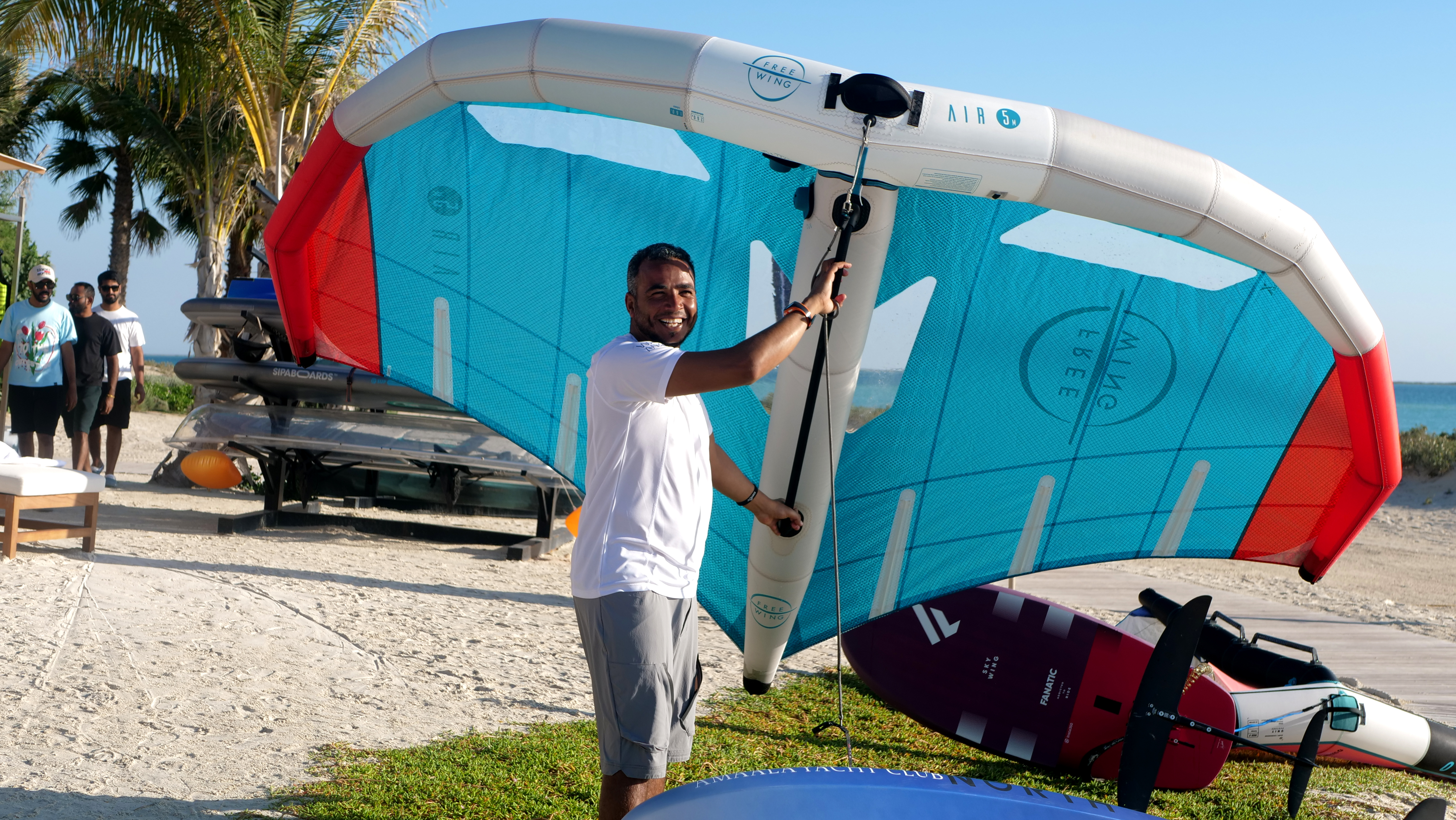 محمد مسؤول الفعاليات المائية