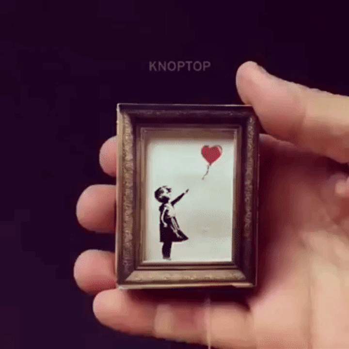 عمل فنّي / Giphy