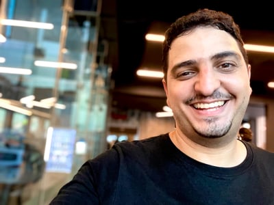 عن مكان يدعى الـ"نادي"