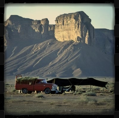 علاقة أبناء البادية بالددسن والهايلوكس