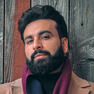 صورة ضياء خالد