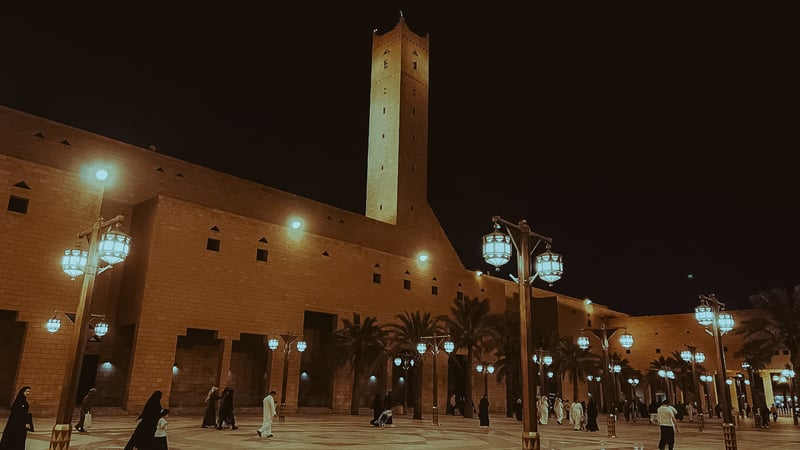 فنّ العمارة الإسلامية في مساجدنا 🕌